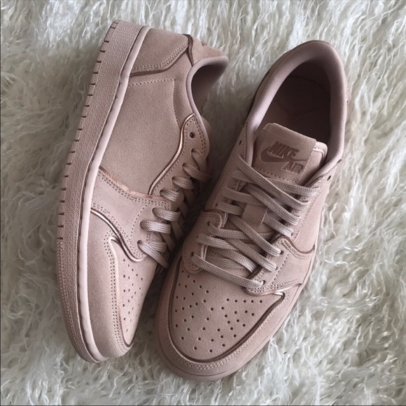 NWT Nike Air Jordan Retro Suede - Picture 5 of 8